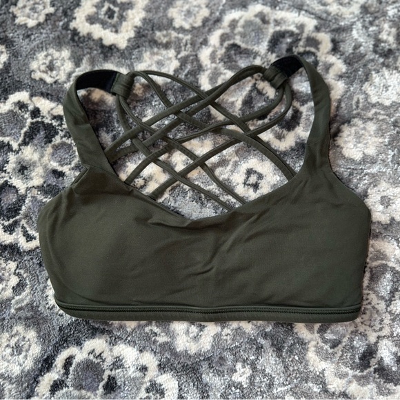 lululemon athletica (2) Bundle of 3 Sports Bras - Picture 9 of 11